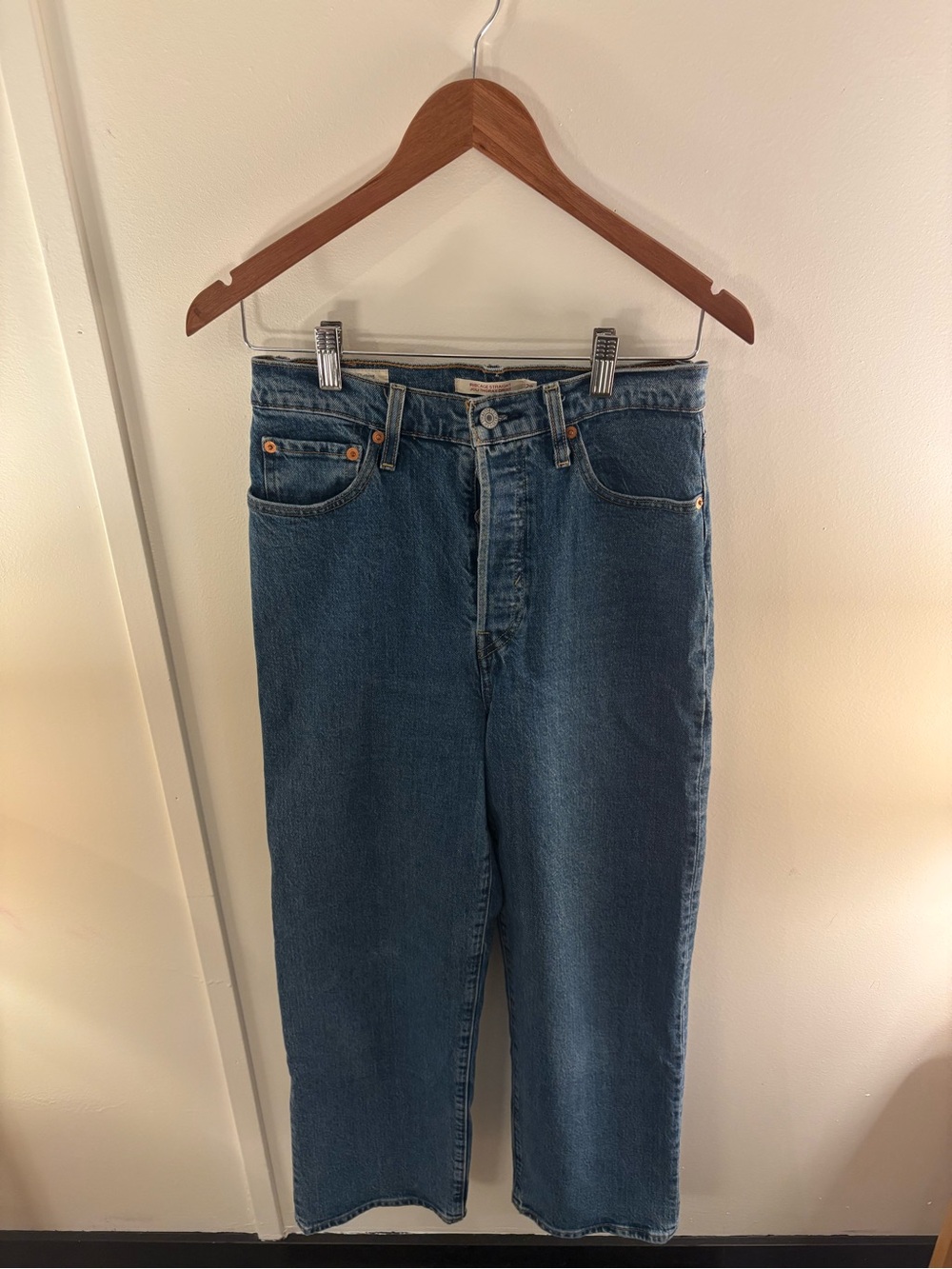 Levi’s Ribcage Straight-leg Jeans